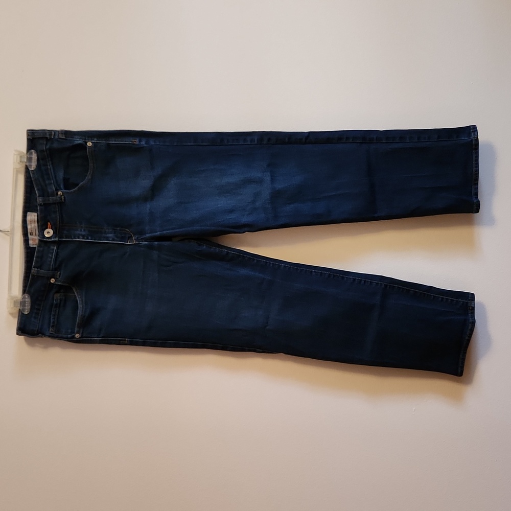 Lee Jeans